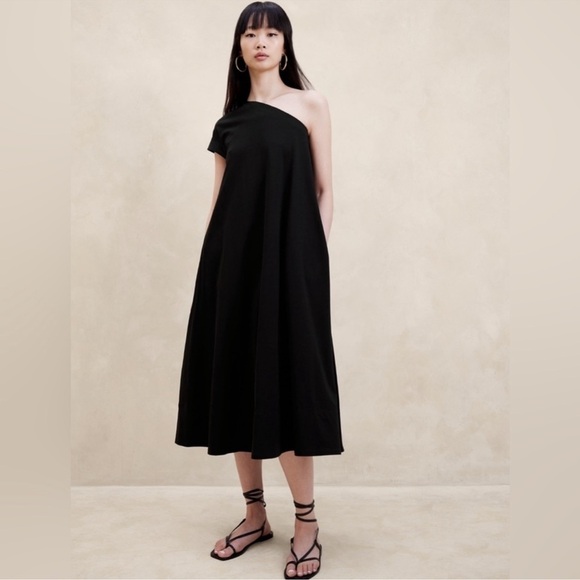 NWT! Banana Republic Black Odile One-Shoulder Knit Dress - Multiple🧡 - Picture 1 of 5